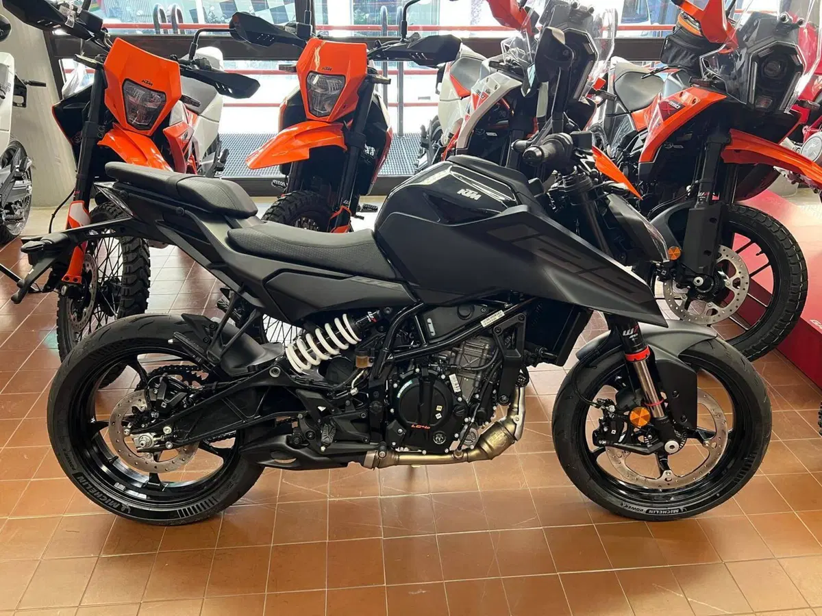 KTM 125 Duke (2026)