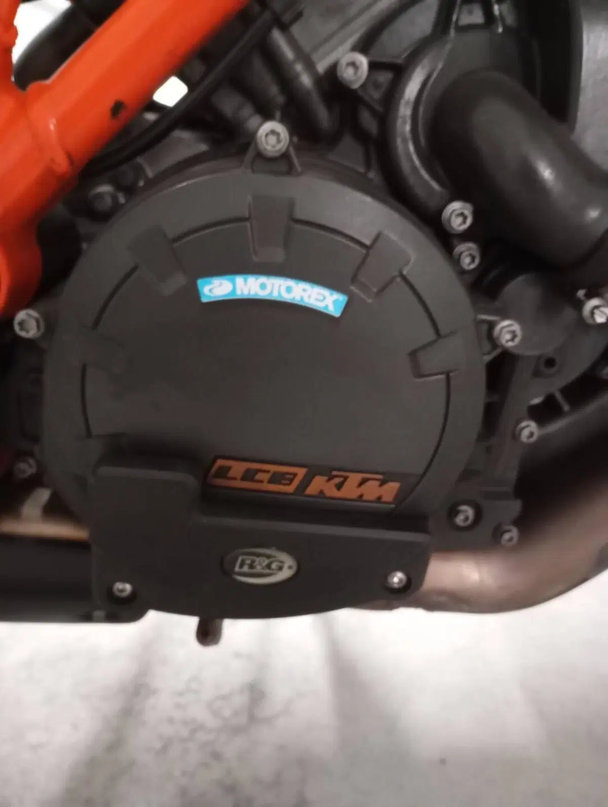 KTM 1290 Super Duke R ABS (2014 - 16) (4)