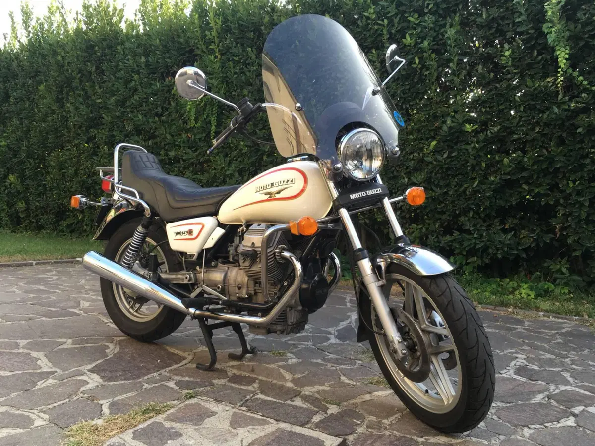 Moto Guzzi V35c (4)