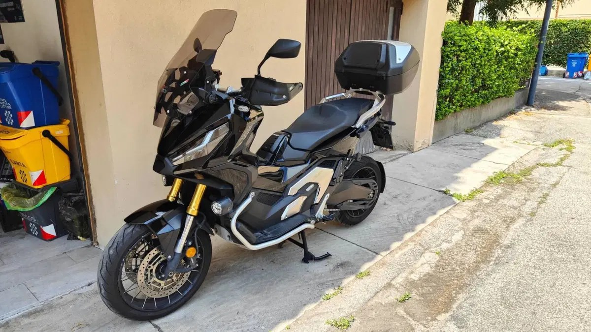 Honda X-ADV 750 DCT Adventure (2021 - 24) (9)