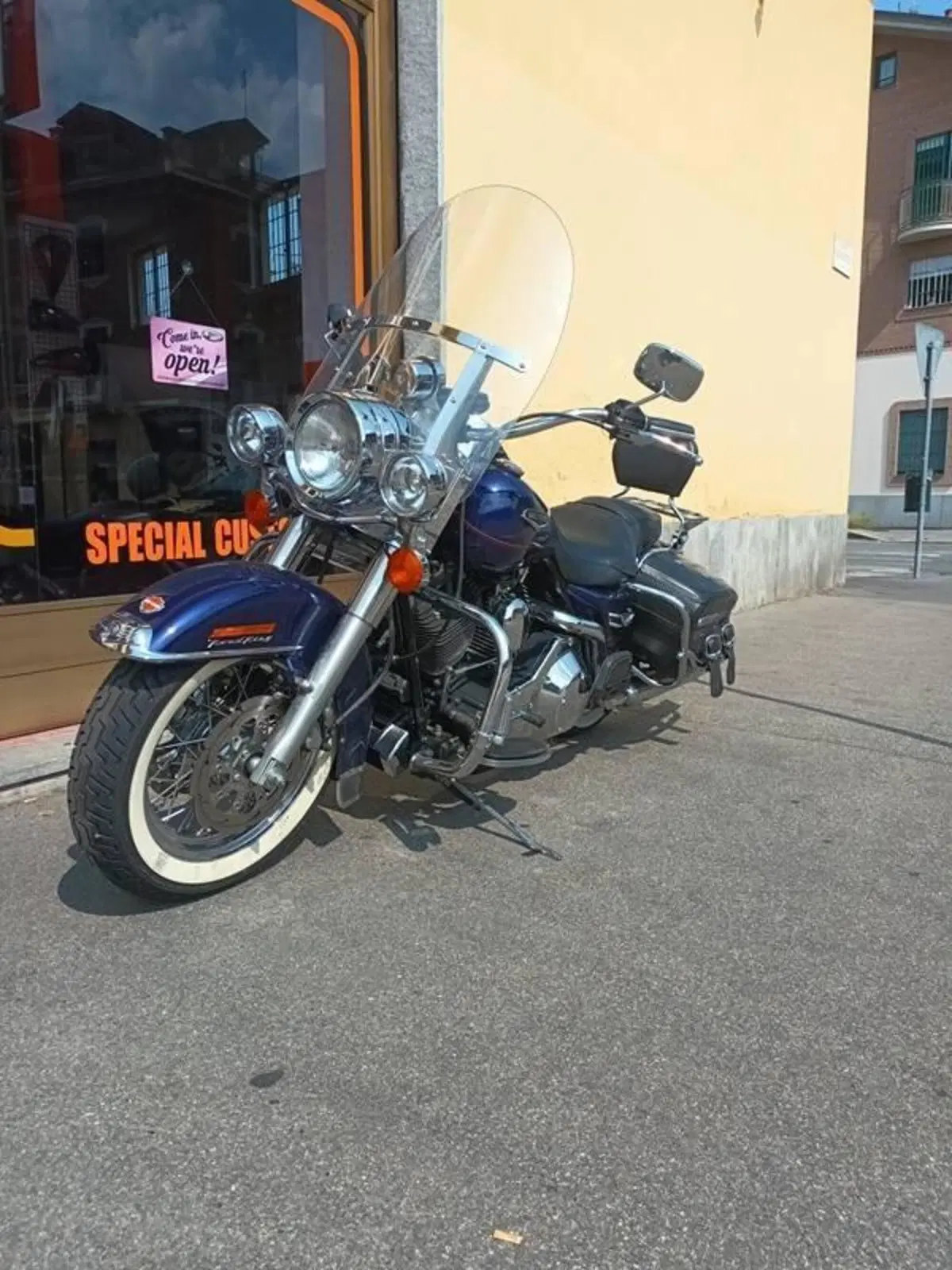 Harley-Davidson 1450 Road King Classic (1999 - 02) - FLHRCI (5)