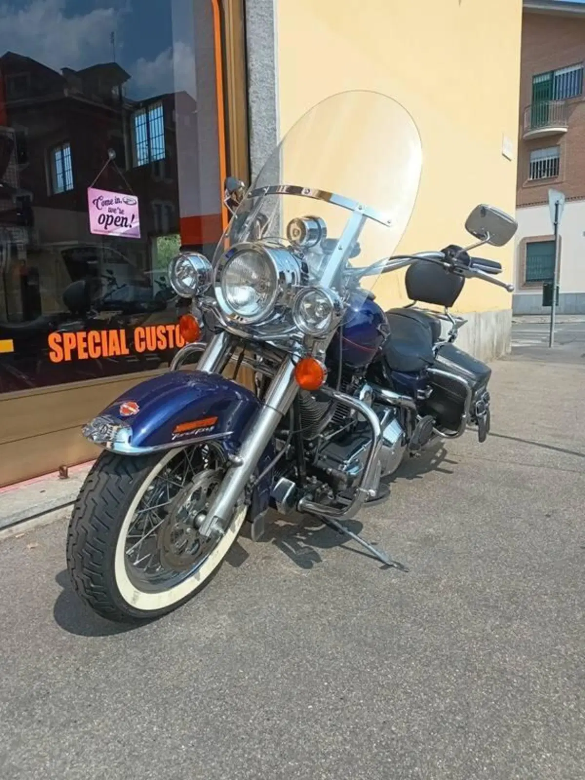 Harley-Davidson 1450 Road King Classic (1999 - 02) - FLHRCI (11)