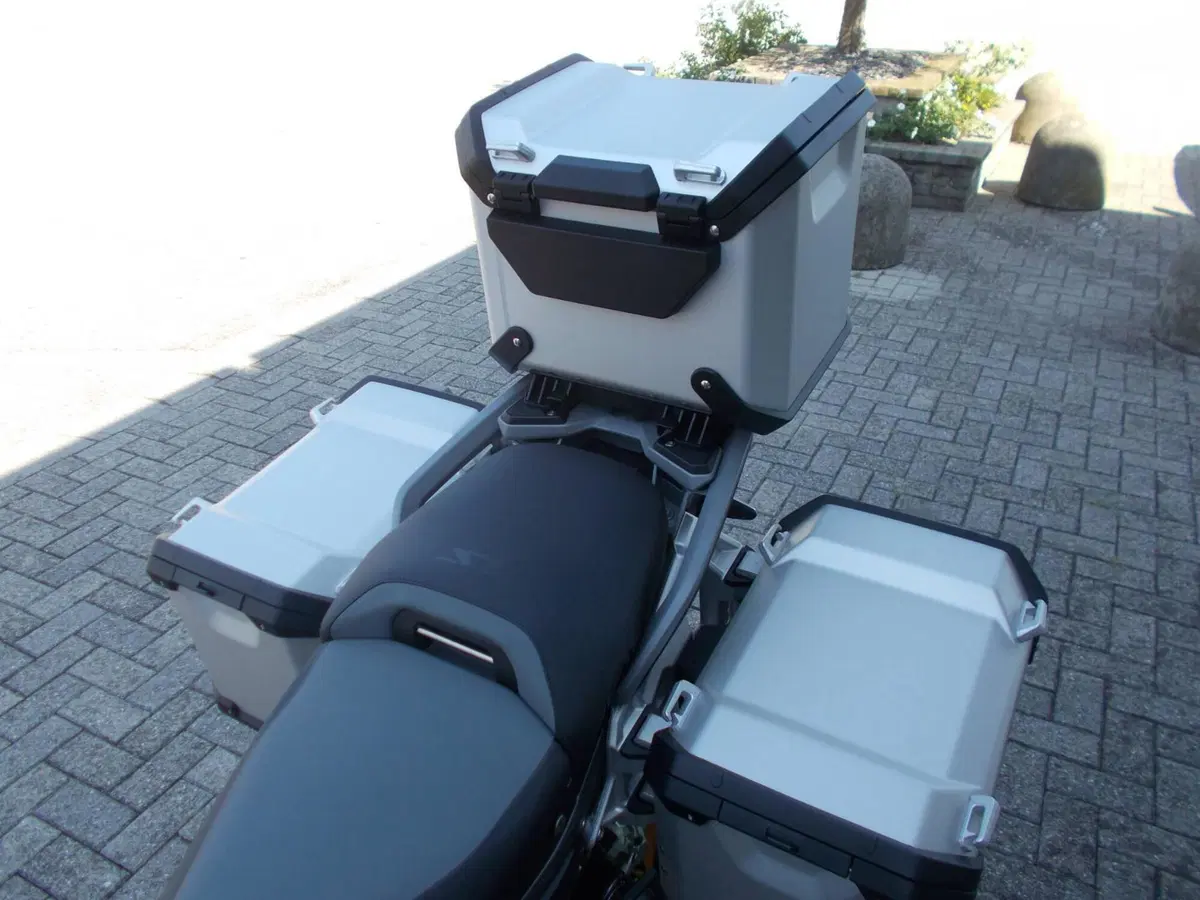 Bmw R 1300 GS Adventure Trophy (2025 - 26) (5)