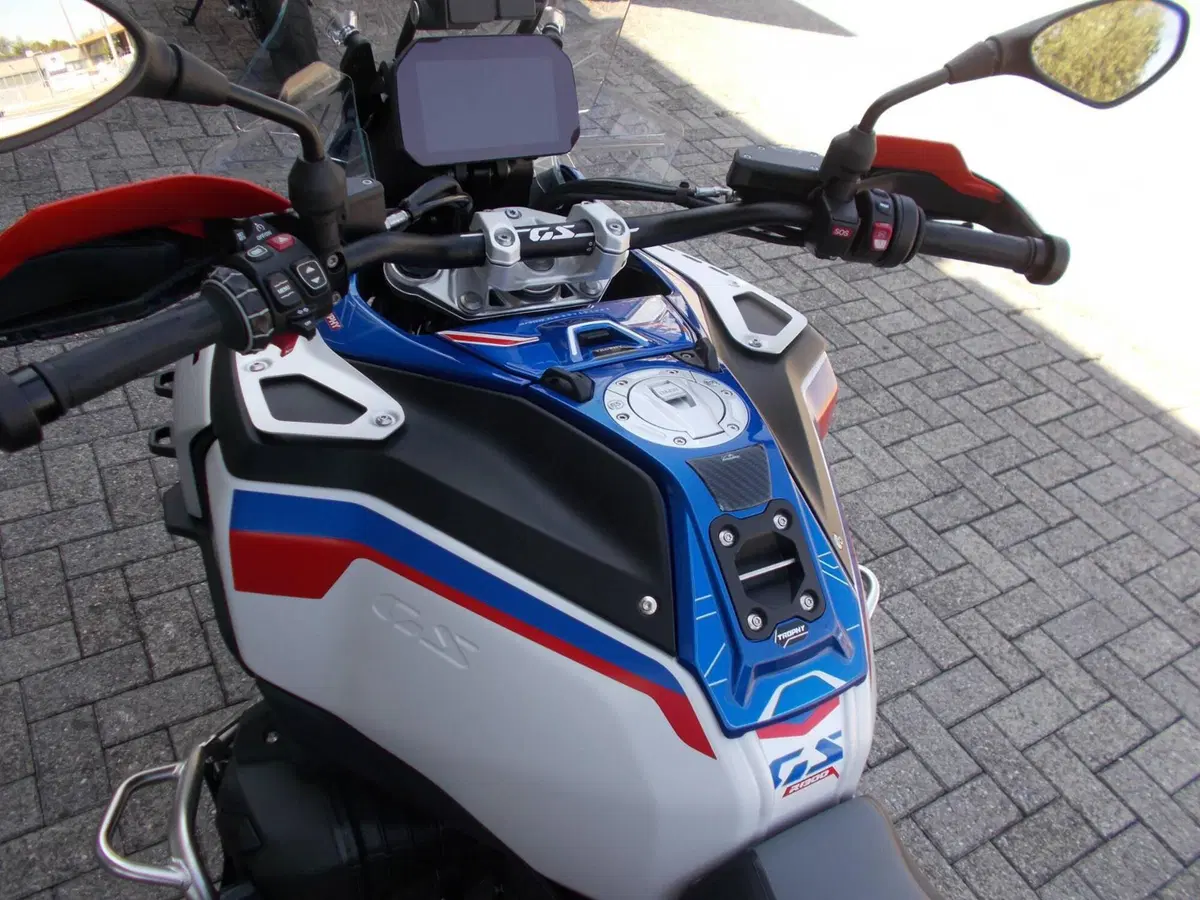 Bmw R 1300 GS Adventure Trophy (2025 - 26) (6)
