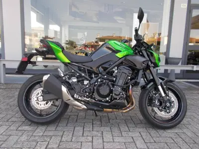 Kawasaki Z 900 (2025 - 26) usata