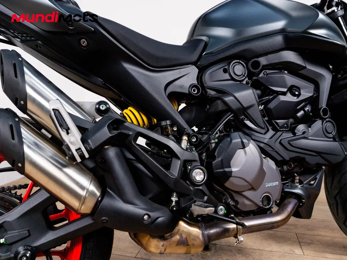 Ducati Monster 937 (2021 - 25) (4)