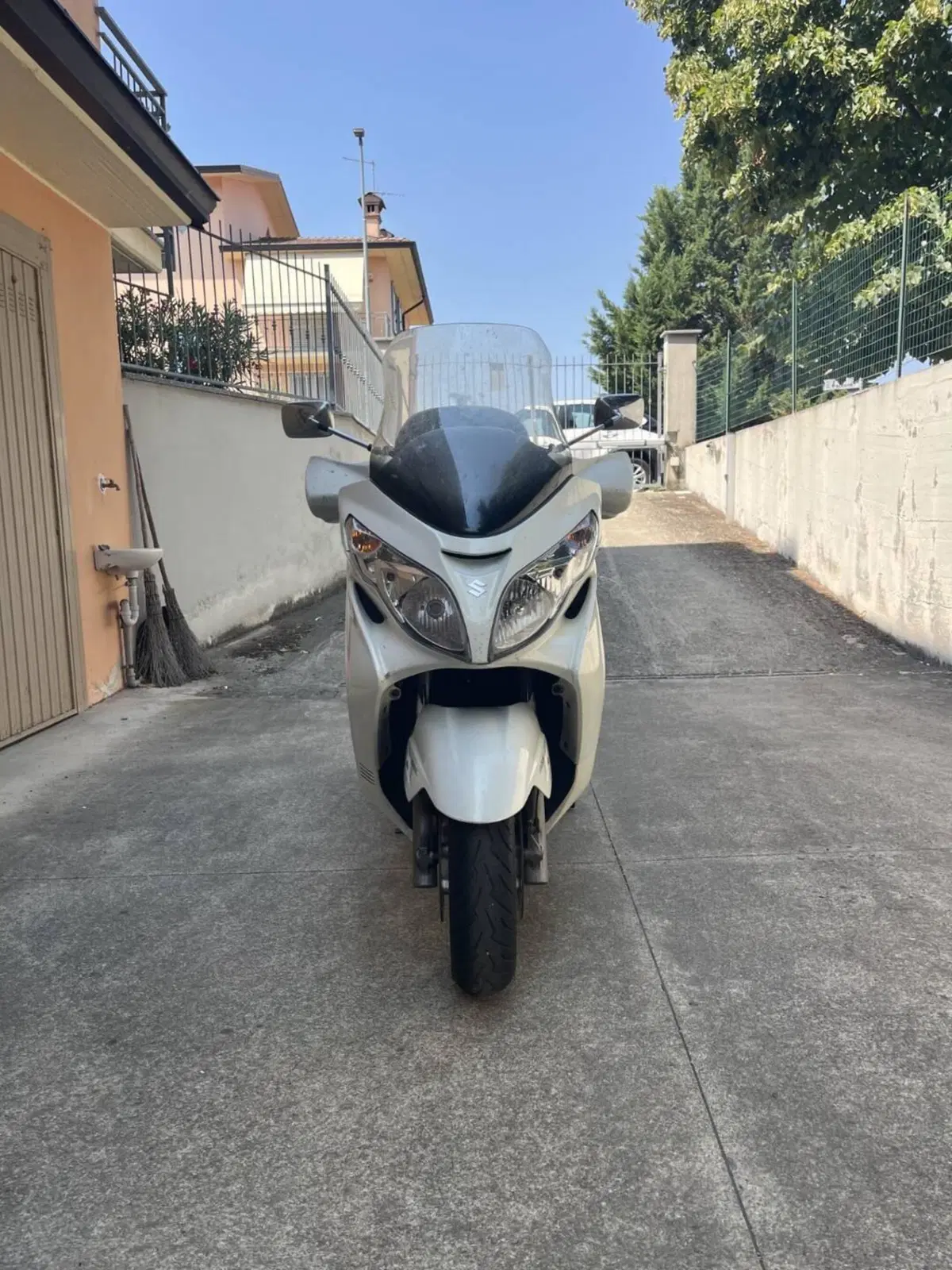 Suzuki Burgman AN 400 ABS (2010 - 13)