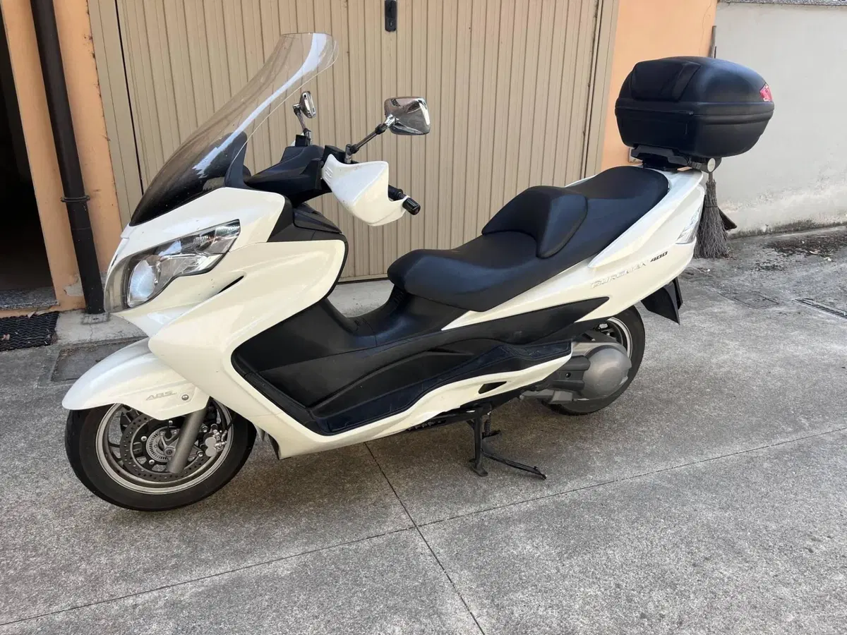 Suzuki Burgman AN 400 ABS (2010 - 13) (4)