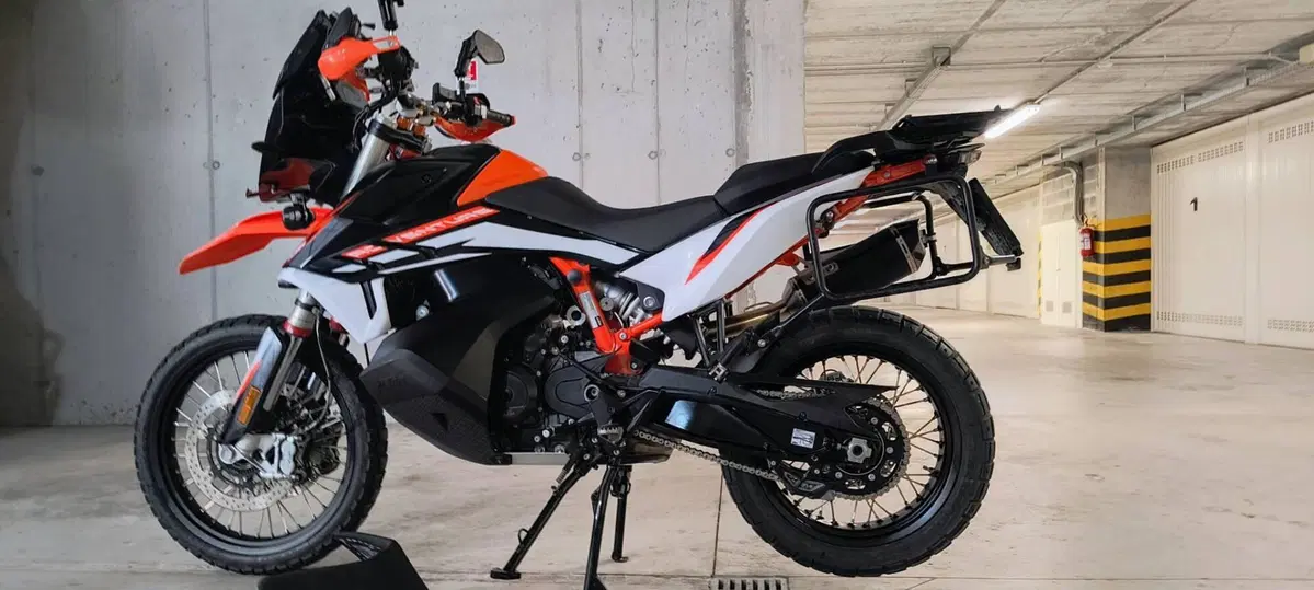 KTM 890 Adventure R (2021)