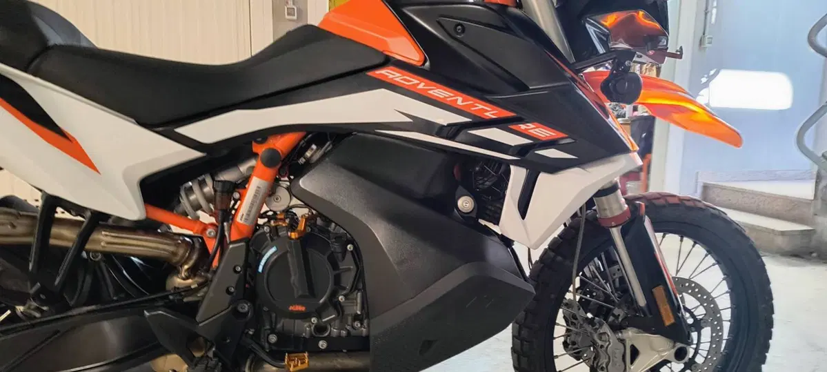 KTM 890 Adventure R (2021) (6)