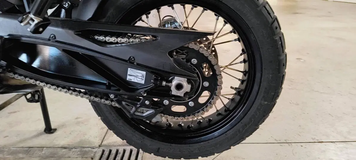 KTM 890 Adventure R (2021) (12)