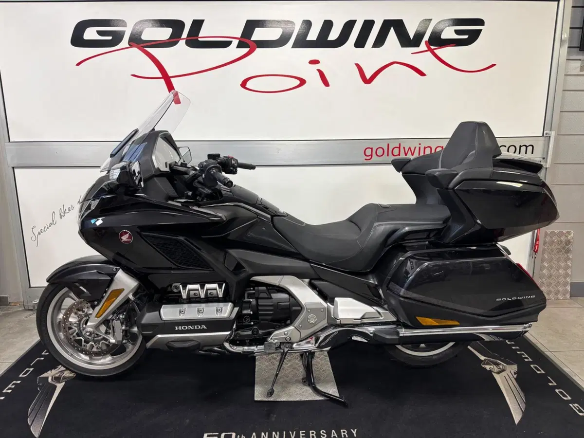 Honda GL 1800 Gold Wing Tour DCT (2021)