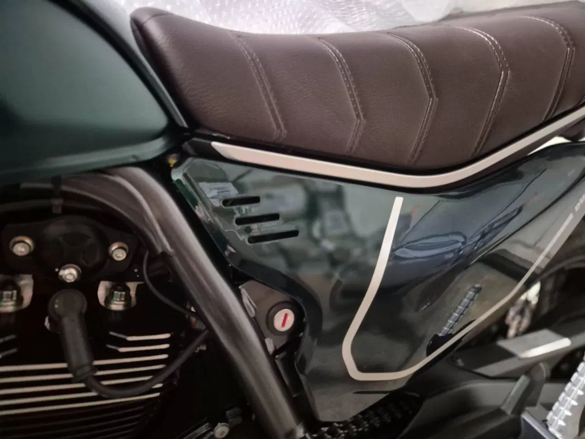 Ducati Scrambler 800 Nightshift (2025 - 26) (3)