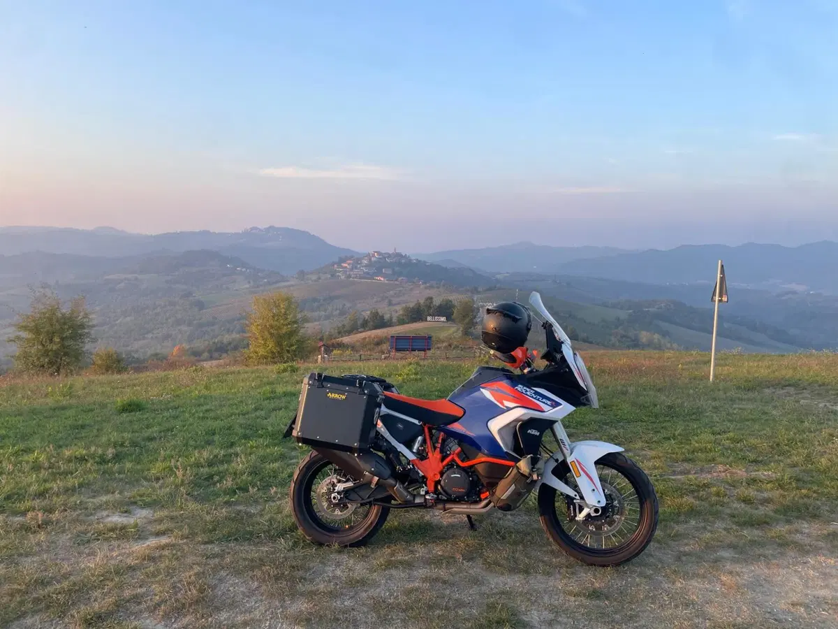 KTM 1290 Super Adventure R (2021) (2)