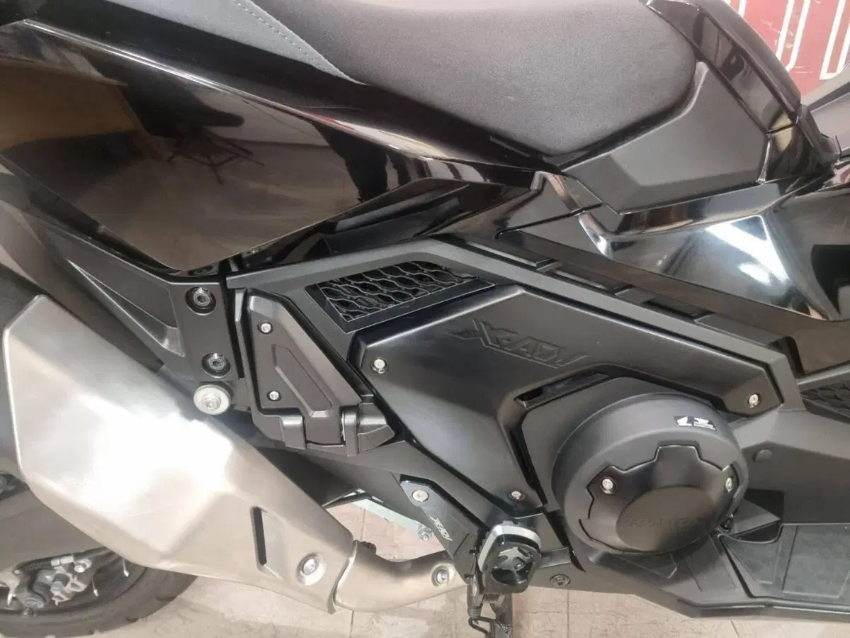 Honda X-ADV 750 (2025 - 26) (5)