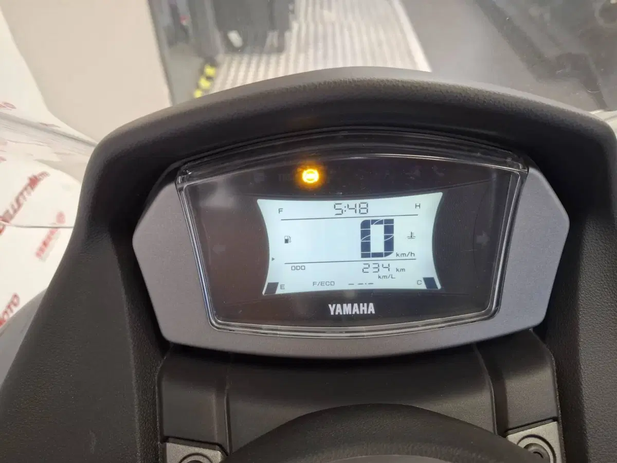 Yamaha N-Max 125 (2021 - 24) (7)