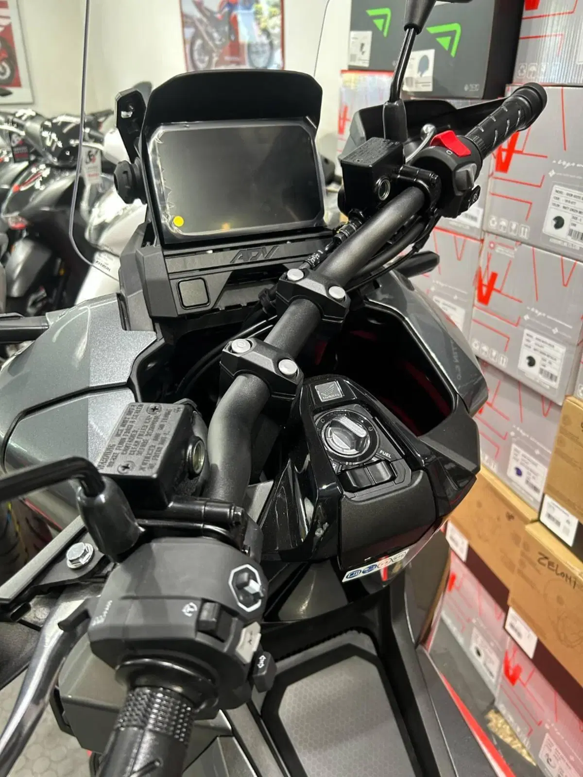 Honda ADV 350 (2025 - 26) (11)