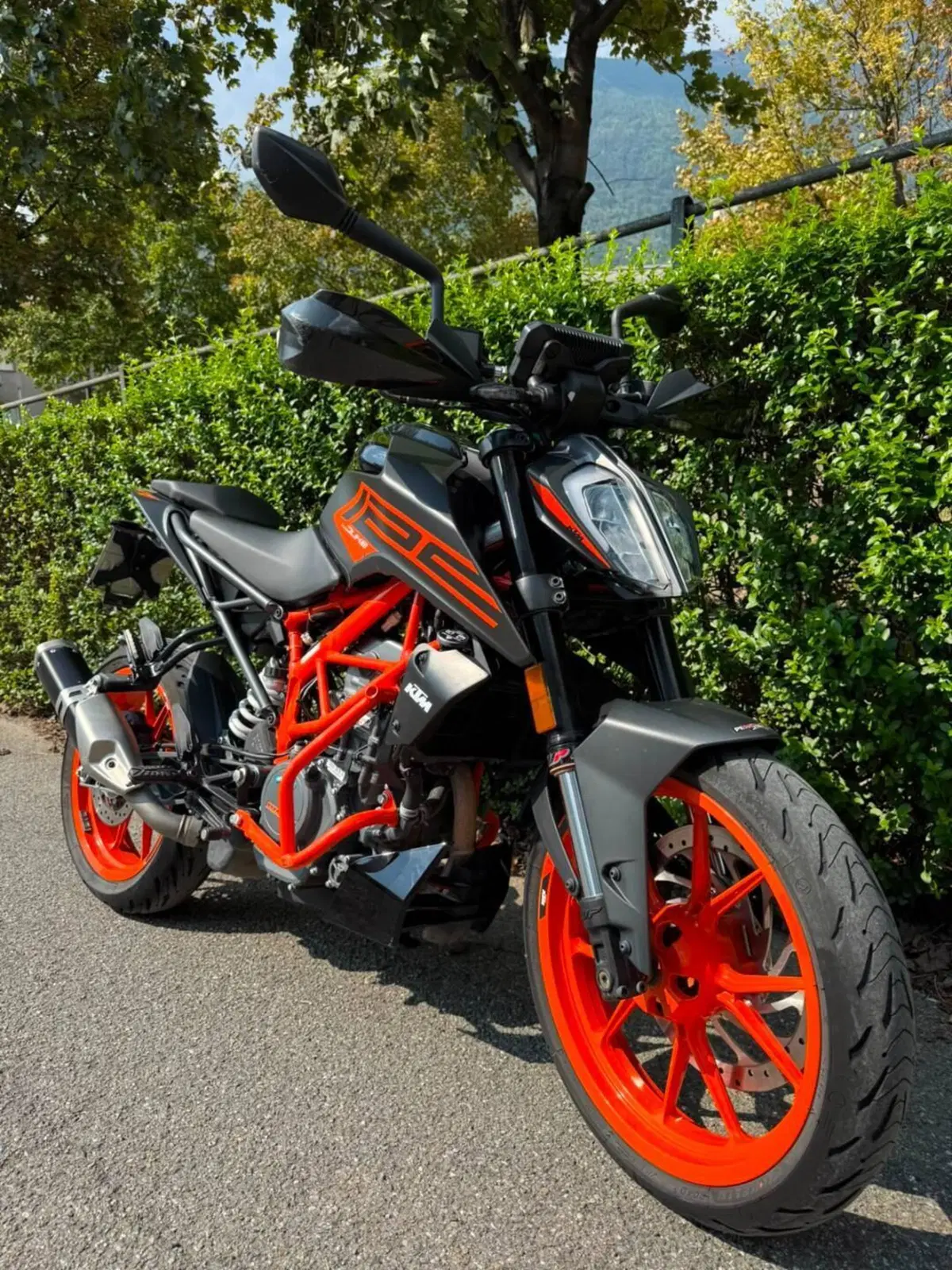 KTM 125 Duke (2021 - 23) (2)
