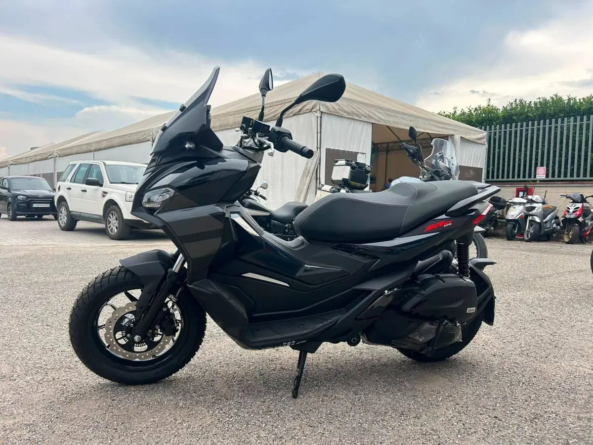 Aprilia SR GT 125 (2025 - 26) (4)