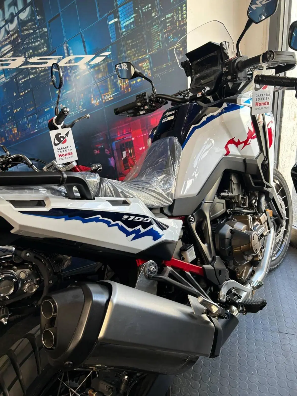 Honda Africa Twin CRF 1100L ES DCT (2024 - 26)