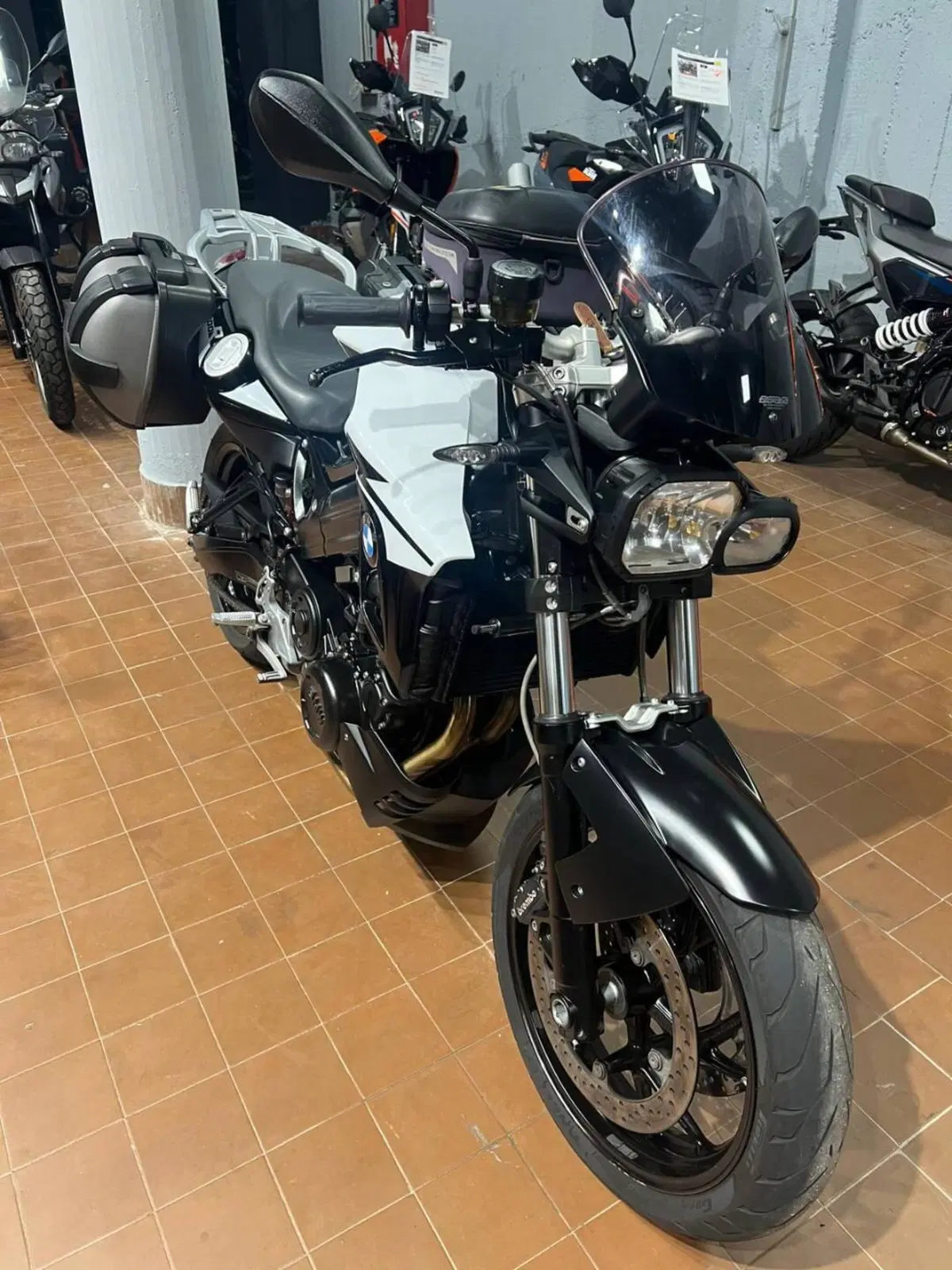 Bmw F 800 R (2012 - 14) (2)