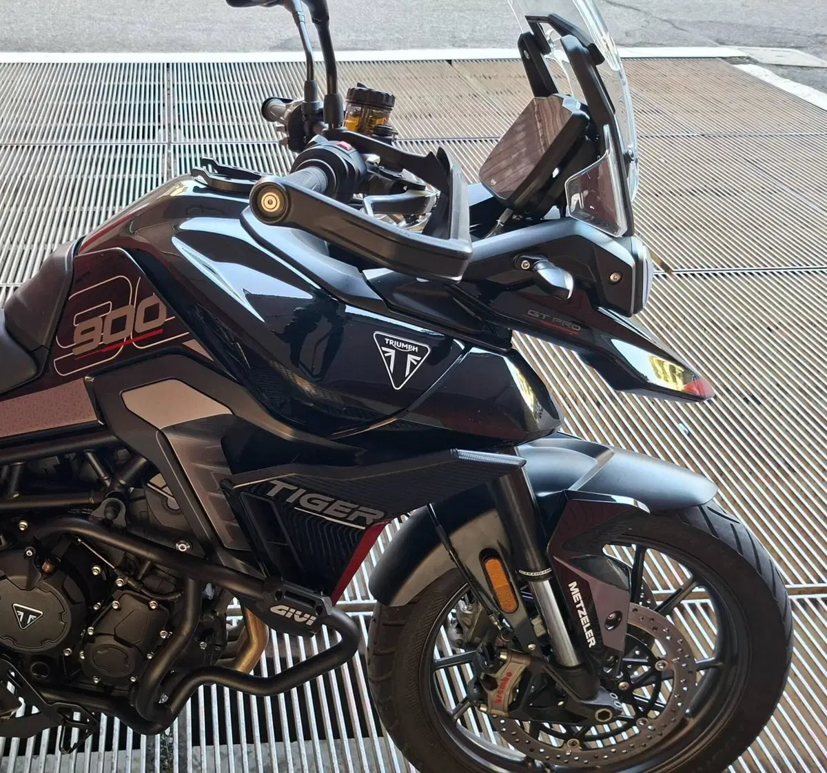 Triumph Tiger 900 GT (2024 - 26) (3)