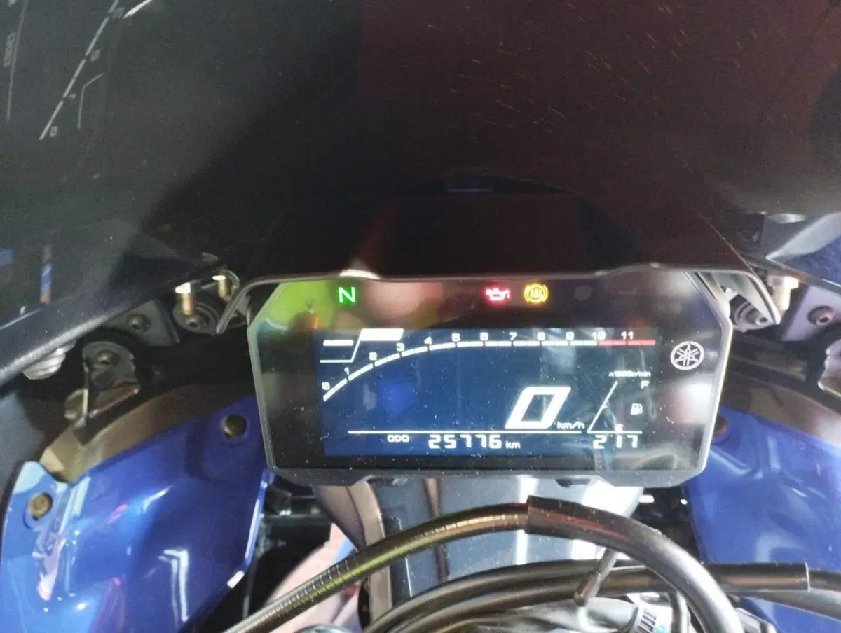 Yamaha YZF R7 (2021 - 25) (5)
