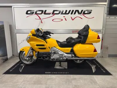 Honda GL 1800 Gold Wing (2000 - 05) usata