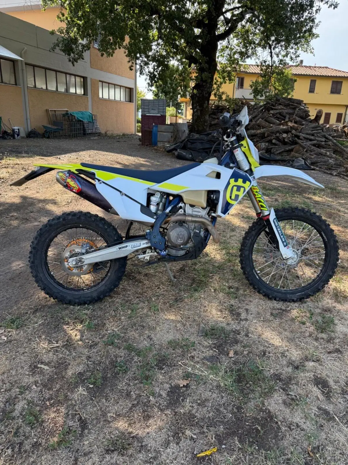 Husqvarna FE 250 (2023) (2)