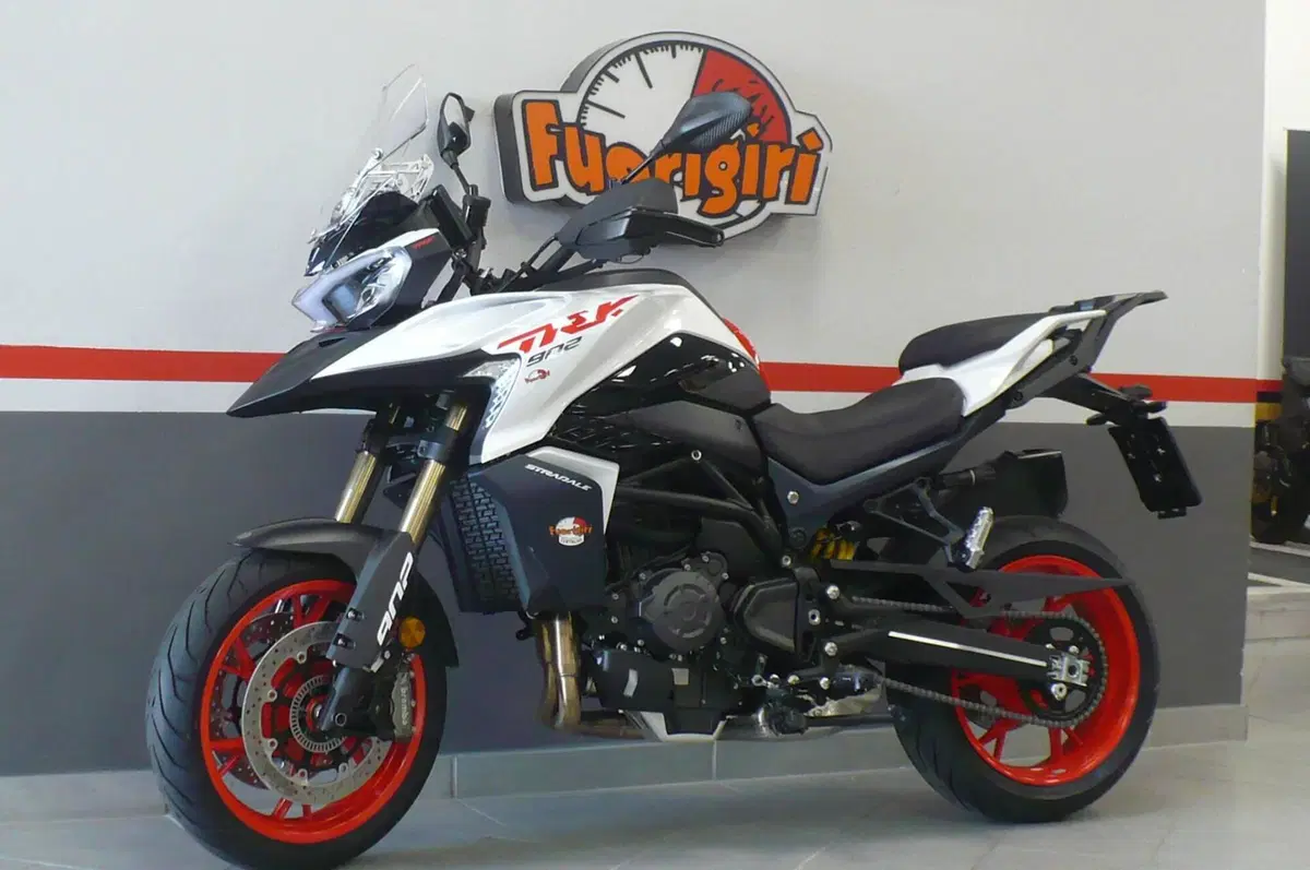 Benelli TRK 902 Stradale (2026) (2)