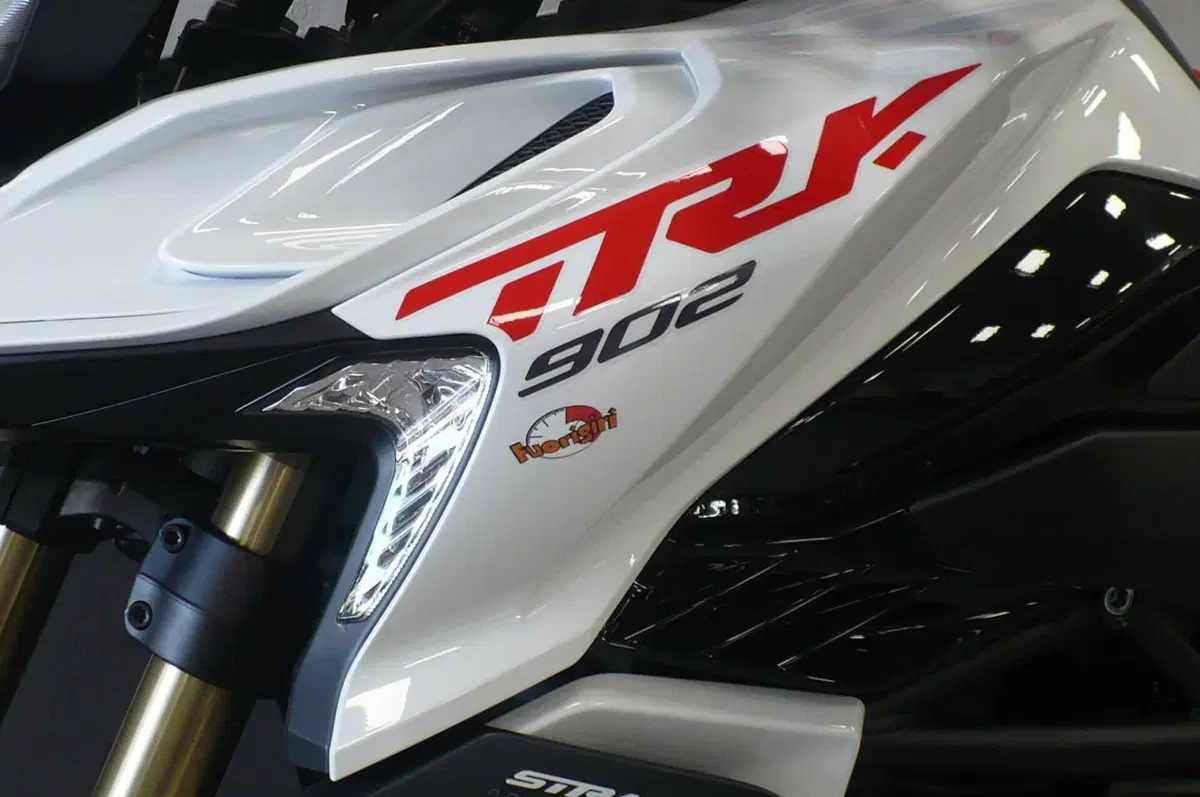 Benelli TRK 902 Stradale (2026) (6)
