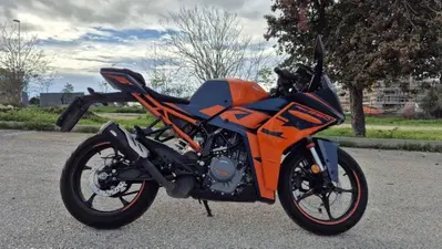 KTM RC 390 (2022 - 26) usata