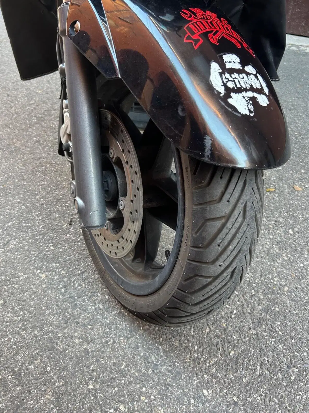 Yamaha X-Max 250 (2007 - 09) (5)