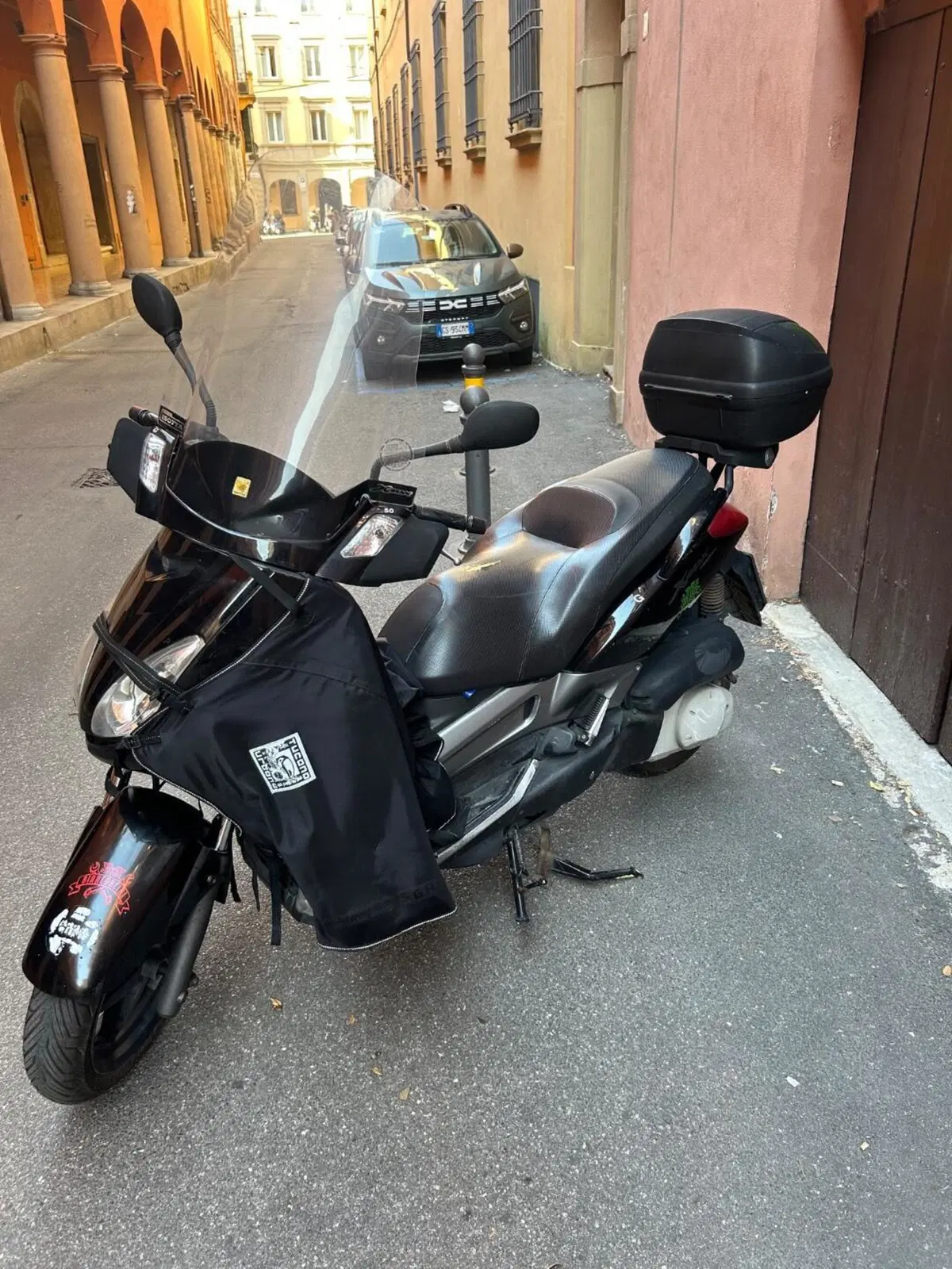 Yamaha X-Max 250 (2007 - 09) (7)