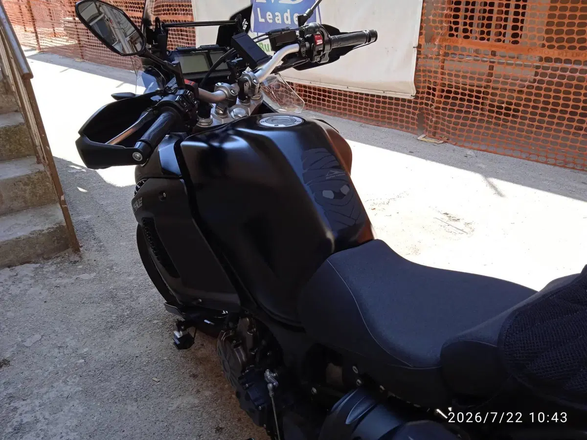 Yamaha XT1200ZE Super Ténéré (2017 - 20) (3)
