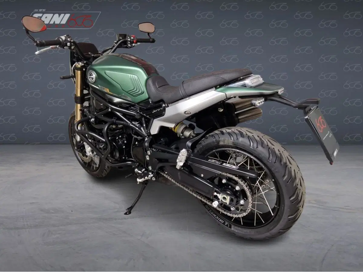 Benelli Leoncino 800 Trail (2022 - 26) (4)