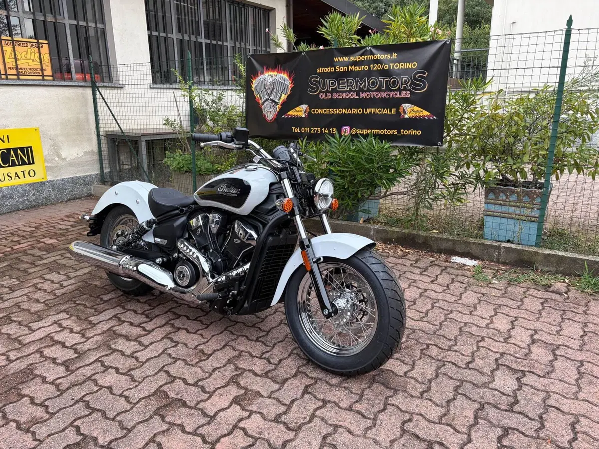 Indian Scout 1250 Classic Limited + Tech (2025 - 26) (2)