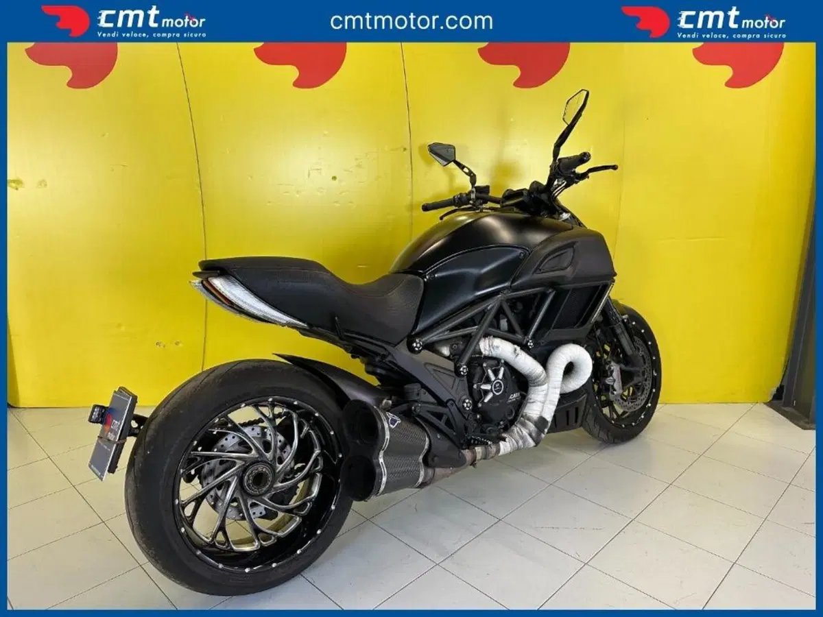Ducati Diavel 1200 (2014 - 16) (4)