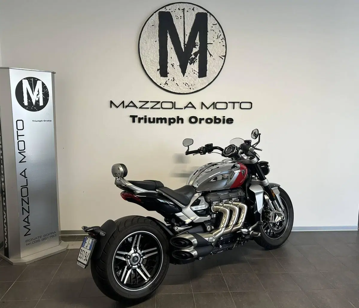 Triumph Rocket 3 GT Chrome Edition (2023) (2)