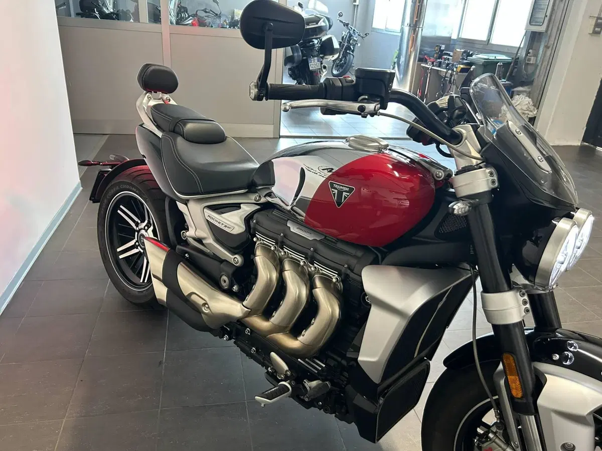 Triumph Rocket 3 GT (2021 - 24) (9)