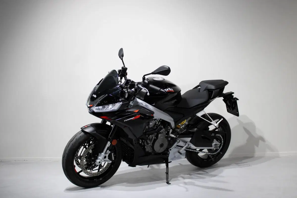 Aprilia Tuono 660 Factory (2022 - 24) (3)