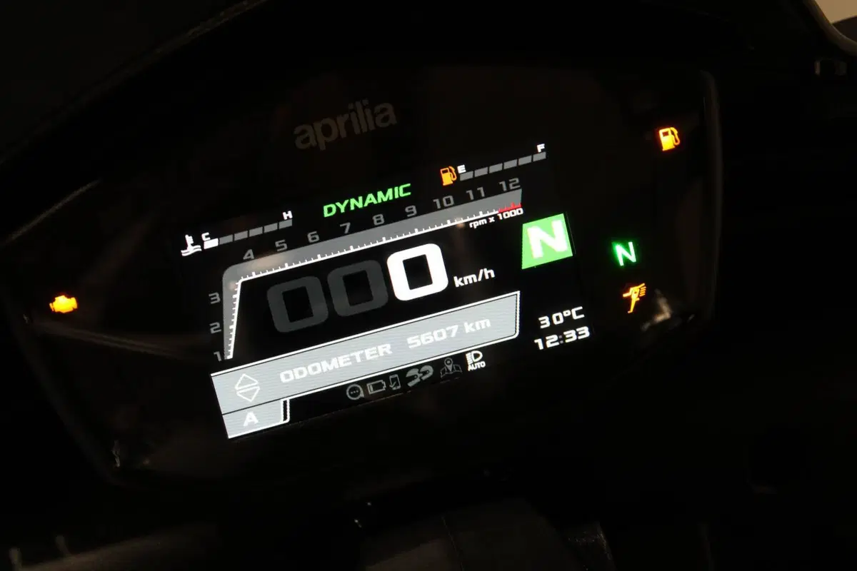 Aprilia Tuono 660 Factory (2022 - 24) (7)