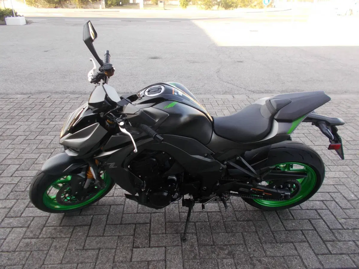 Kawasaki Z 1100 SE (2026) (3)