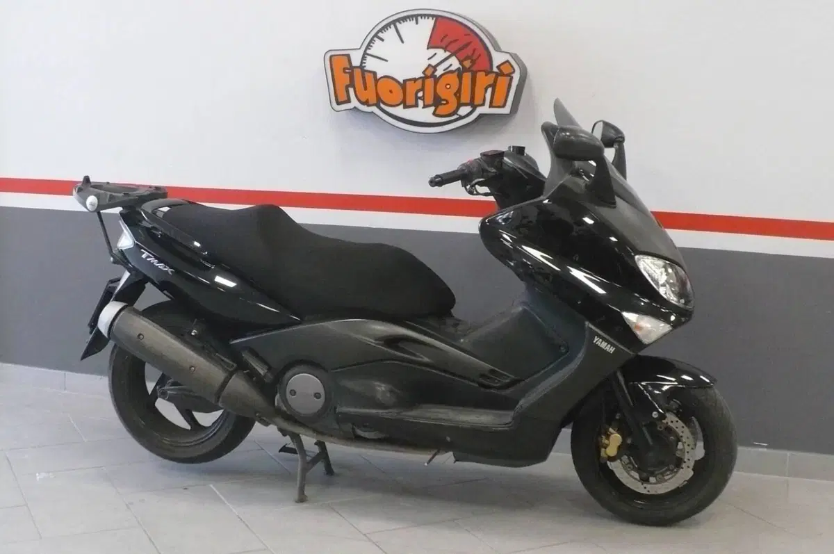 Yamaha T-Max 500 (2004 - 07) (5)