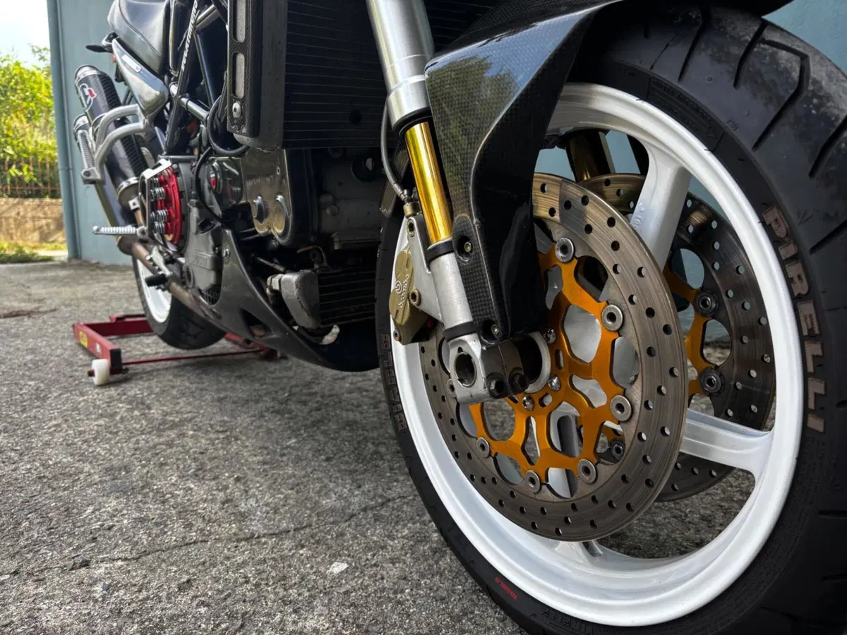 Ducati Monster S4R (2003 - 05) (3)
