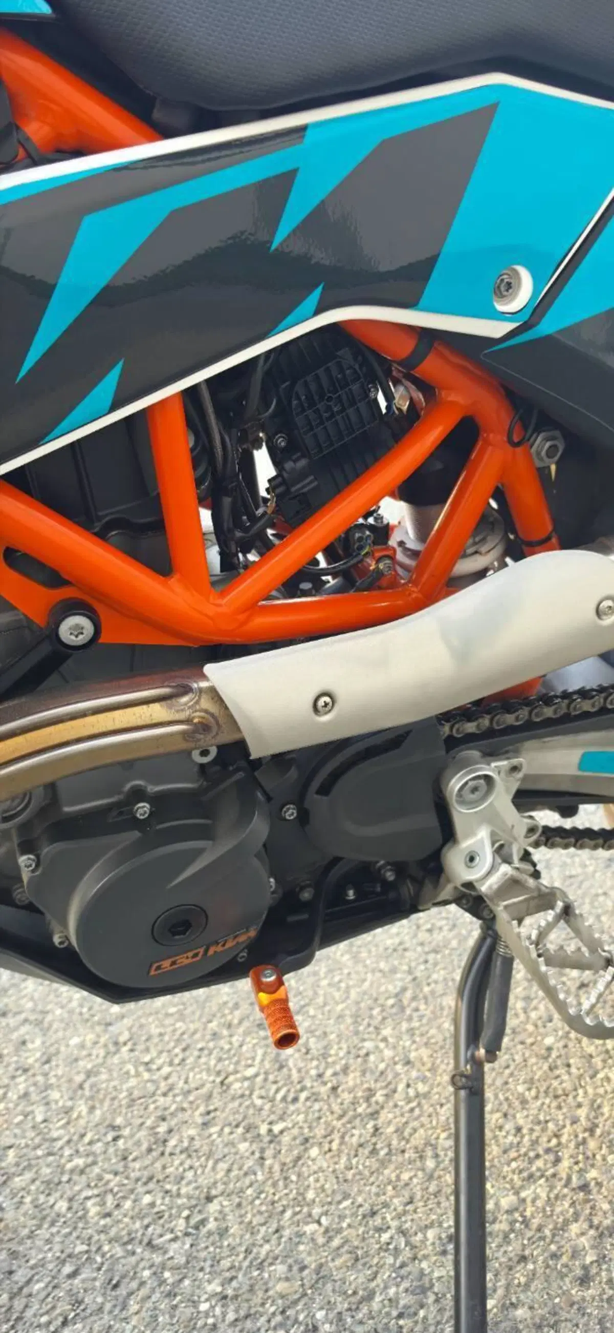 KTM 690 Enduro R (2012 - 17) (6)