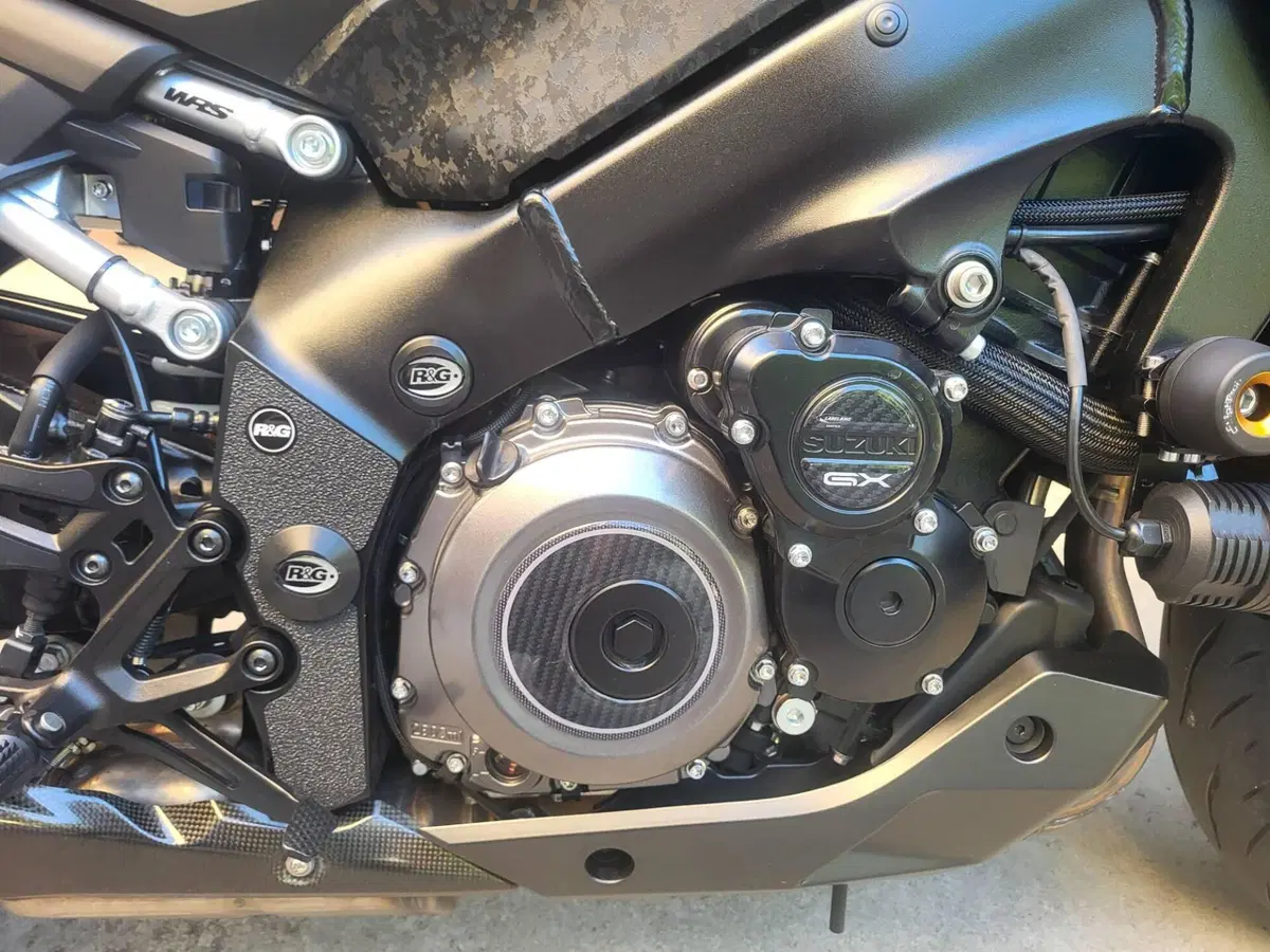 Suzuki GSX-S1000 EVO (2025 - 26) (8)