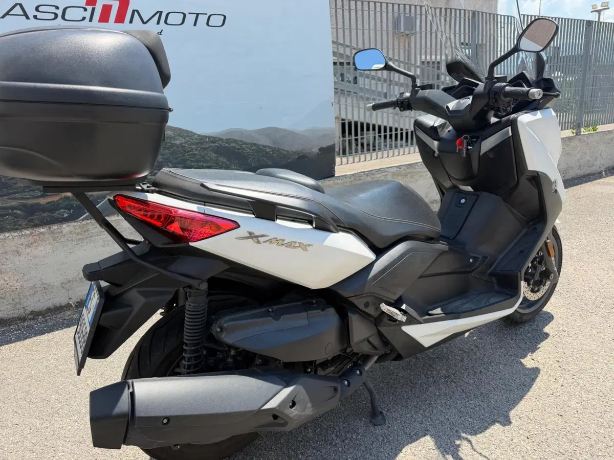 Yamaha X-Max 400 ABS (2013 - 16) (6)