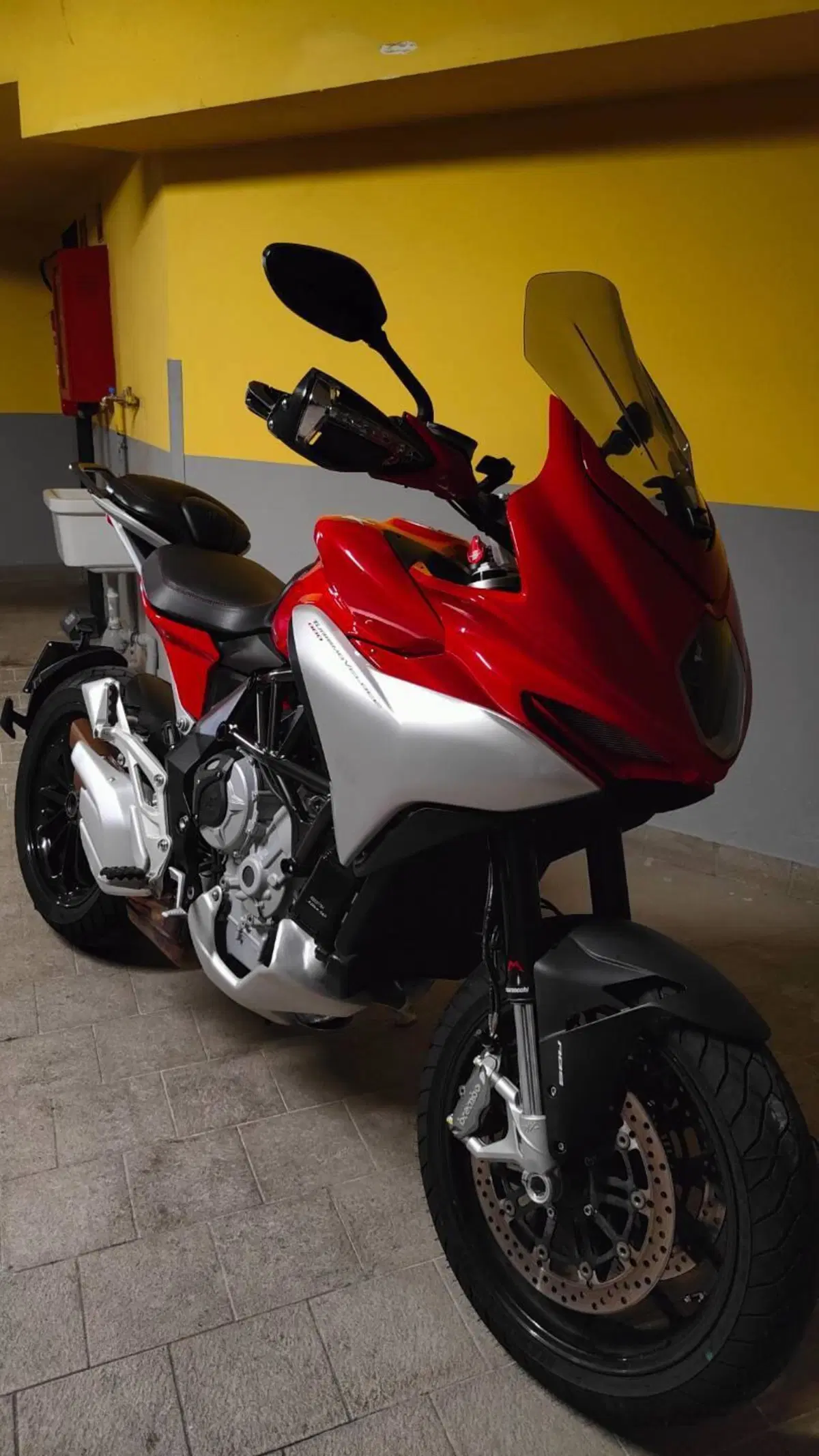 MV Agusta Turismo Veloce 800 (2014 - 16) (7)