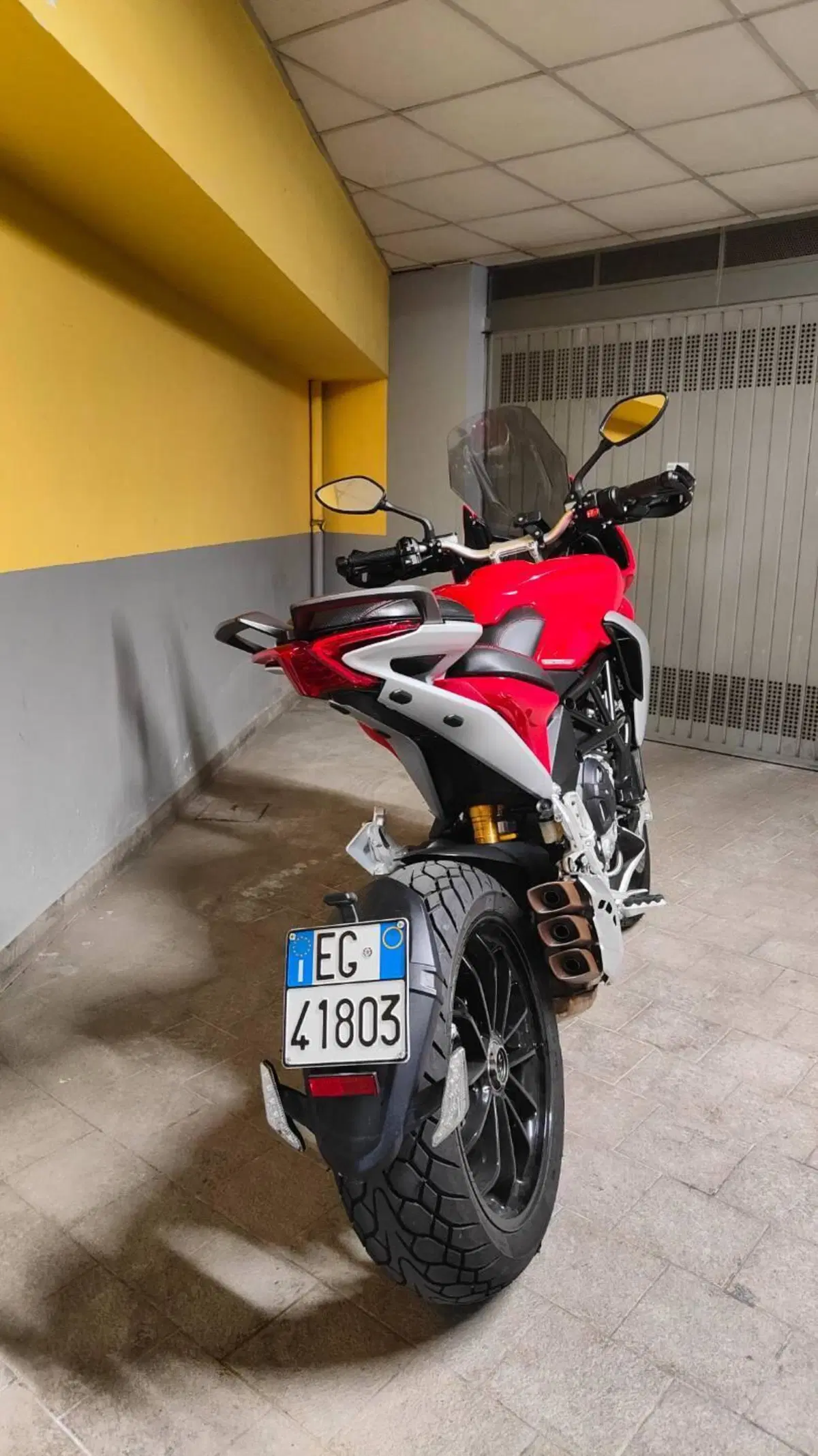 MV Agusta Turismo Veloce 800 (2014 - 16) (10)